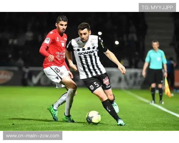 昂热0-2摩纳哥,巴洛贡破门止连败颓势 昂热0-2摩纳哥,巴洛贡破门止连败颓势